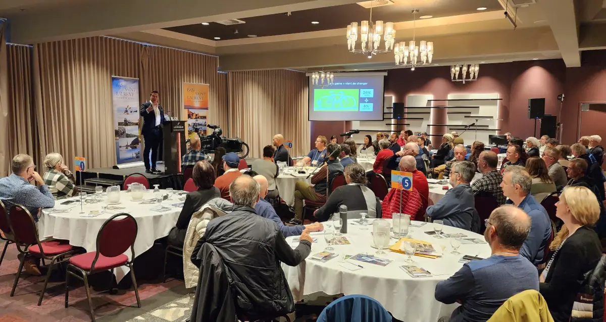 Vue de la salle de conférence du premier Forum vélo Bas-Saint-Laurent